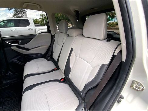 Used 2020 Subaru Forester AWD/4WD image 25