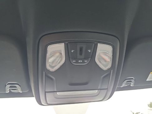 Certified 2022 RAM 1500 Big Horn image 33