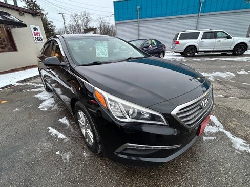 Used 2015 Hyundai Sonata SE w/ Option Group 09 image 9