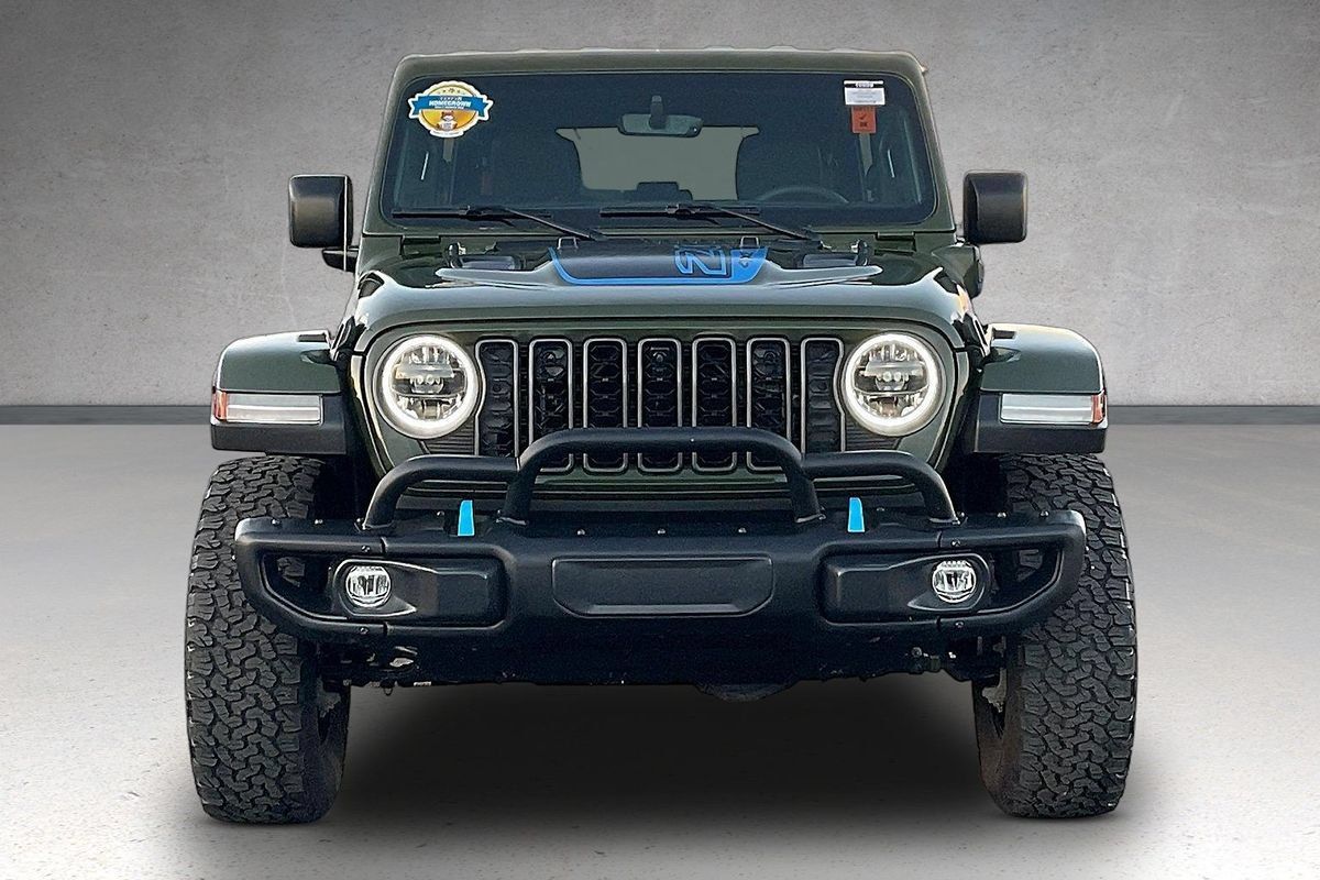 Used 2023 Jeep Wrangler Unlimited Rubicon 4xe AWD/4WD image 3