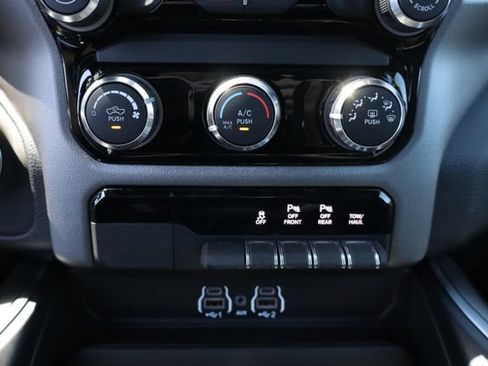 New 2026 RAM 1500 Big Horn AWD/4WD image 23