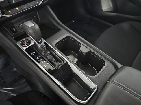 Certified 2025 Nissan Sentra SV FWD image 23
