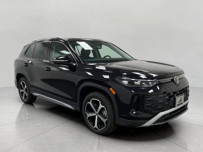 New 2025 Volkswagen Tiguan SE