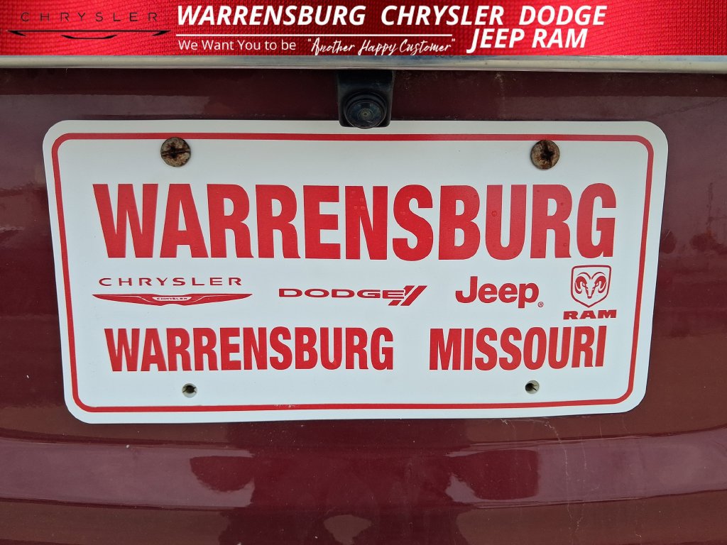Used 2018 GMC Acadia Denali w/ Technology Package AWD/4WD image 31
