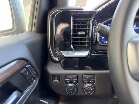 Used 2024 Chevrolet Silverado 1500 RST w/ Protection Package image 23