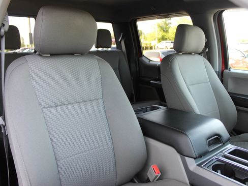 Used 2019 Ford F150 XLT w/ Equipment Group 302A Luxury AWD/4WD image 31
