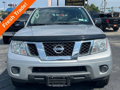 Used 2019 Nissan Frontier SV AWD/4WD image 2
