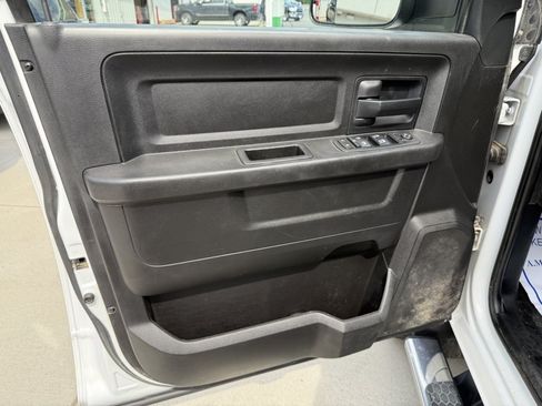 Used 2018 RAM 3500 Tradesman w/ Chrome Appearance Group AWD/4WD image 21