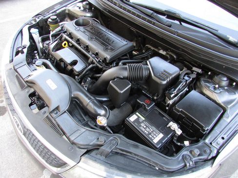 Used 2013 Kia Forte EX image 30