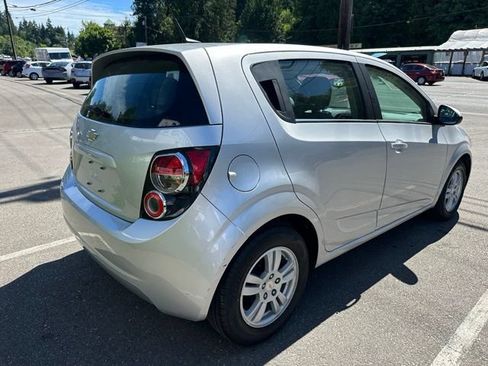Used 2012 Chevrolet Sonic LT FWD image 5