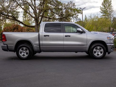 Used 2025 RAM 1500 Big Horn image 6