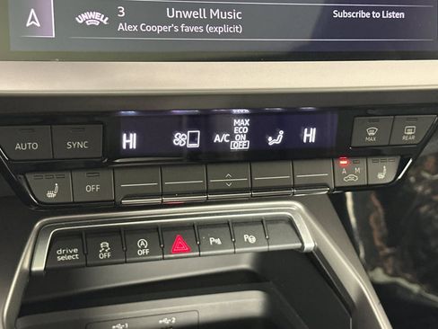 Used 2023 Audi A3 2.0T Premium w/ Convenience Package image 18