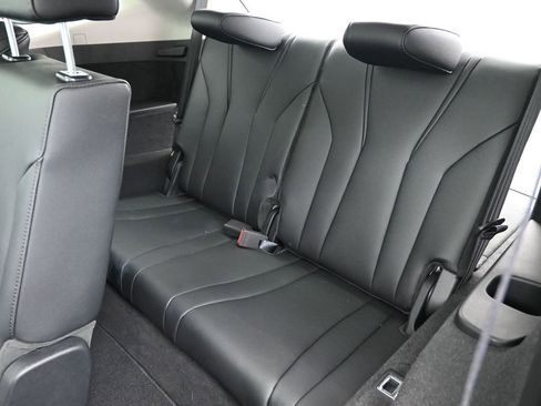 Used 2024 Acura MDX SH-AWD image 28