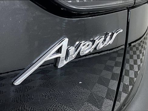 New 2026 Buick Envision Avenir image 10