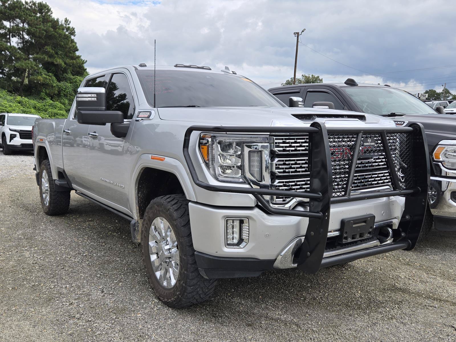 Used 2020 GMC Sierra 2500 Denali w/ Denali Ultimate Package AWD/4WD image 3