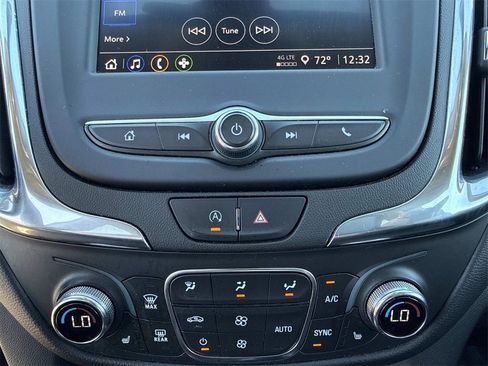 Used 2022 Chevrolet Equinox LT image 20