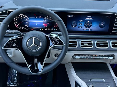 New 2026 Mercedes-Benz GLE 580 4MATIC image 14