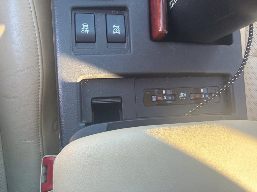 Used 2011 Lexus RX 350 AWD w/ Premium Pkg image 29