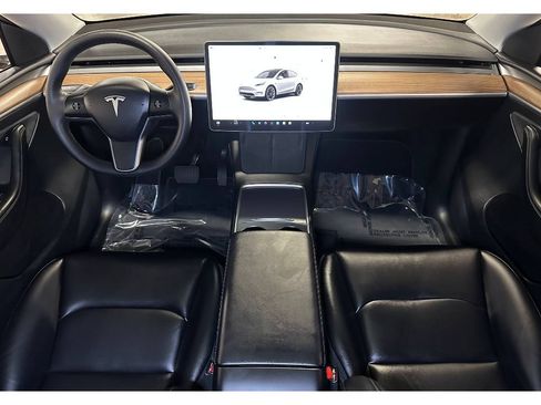 Used 2023 Tesla Model Y Long Range AWD/4WD image 22