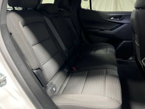 Used 2026 Chevrolet Equinox LT FWD image 13