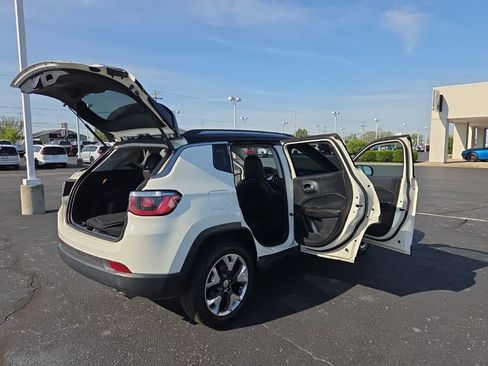 Used 2019 Jeep Compass Limited AWD/4WD image 23