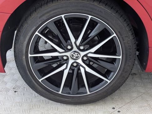 Used 2023 Toyota Camry SE image 12