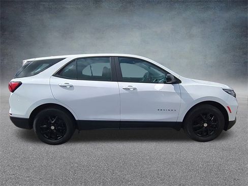 Certified 2023 Chevrolet Equinox LS image 10