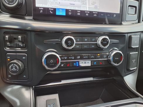 Used 2024 Ford F150 Lariat w/ Bed Utility Package AWD/4WD image 31