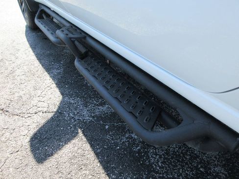 Certified 2024 Chevrolet Silverado 1500 Custom Trail Boss w/ LPO, Dark Essentials Package image 15