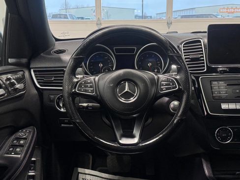 Used 2018 Mercedes-Benz GLS 450 4MATIC image 32