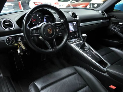 Used 2018 Porsche 718 Cayman S image 26