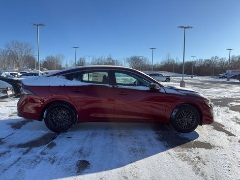 New 2026 Nissan Sentra SV image 4
