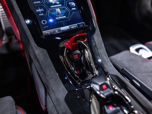 Used 2024 Lamborghini Huracan Tecnica RWD image 45