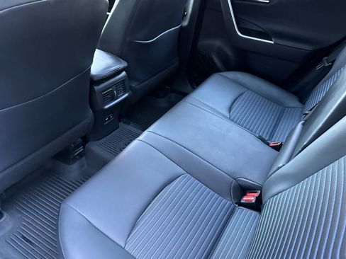 Used 2021 Toyota RAV4 XSE image 15