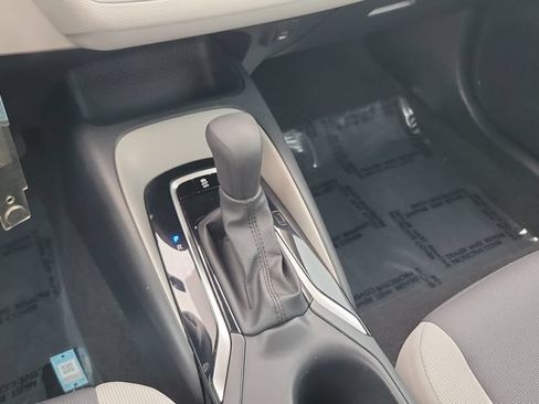 Certified 2024 Toyota Corolla LE FWD image 17