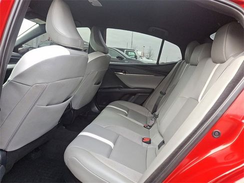 Used 2025 Toyota Camry SE image 10