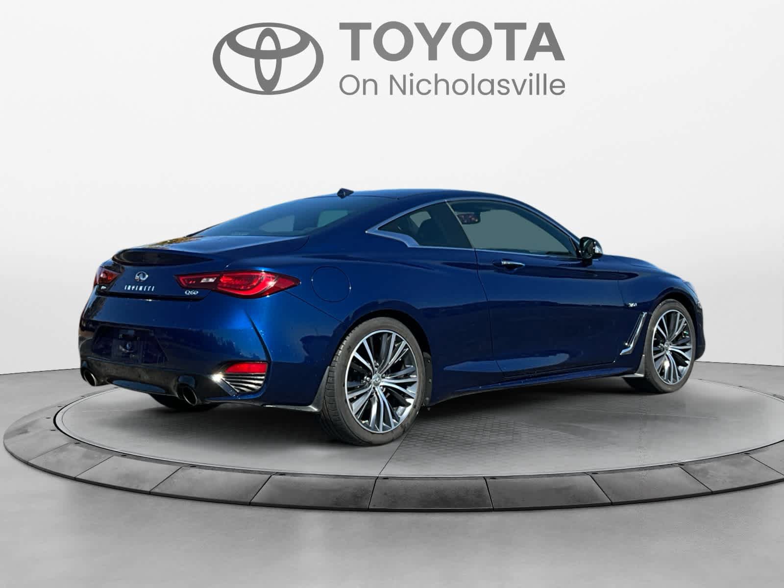 Used 2019 INFINITI Q60 3.0t Luxe w/ Essential Package AWD/4WD image 5
