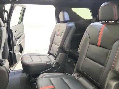 New 2026 Chevrolet Traverse RS AWD/4WD image 32