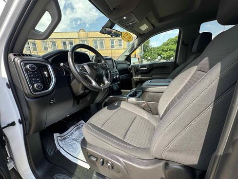 Used 2022 Chevrolet Silverado 1500 RST w/ Z71 Off-Road Package AWD/4WD image 10