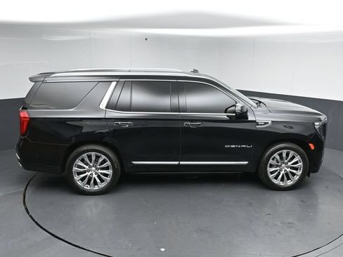Used 2024 GMC Yukon Denali w/ Advanced Technology Package AWD/4WD image 53