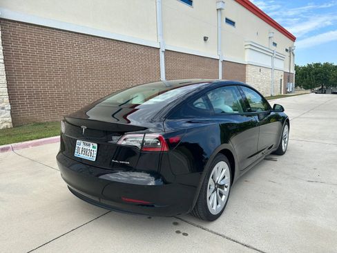Used 2022 Tesla Model 3 Long Range AWD/4WD image 6