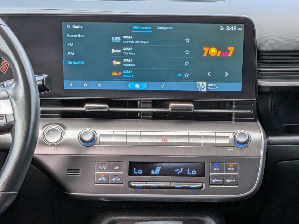 Used 2025 Hyundai Kona SEL FWD image 24