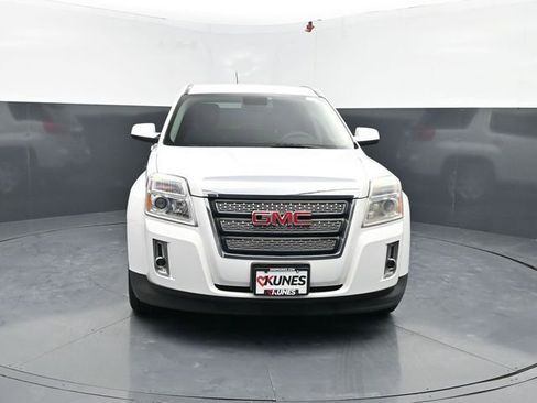 Used 2015 GMC Terrain SLE FWD image 2