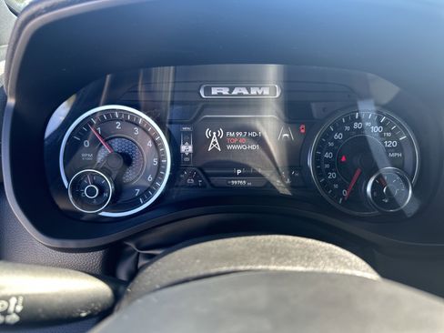 Used 2025 RAM 1500 Laramie image 27