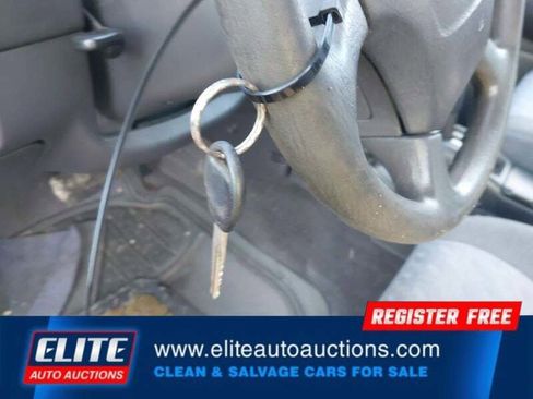 Used 1997 Nissan Pathfinder 4WD image 22