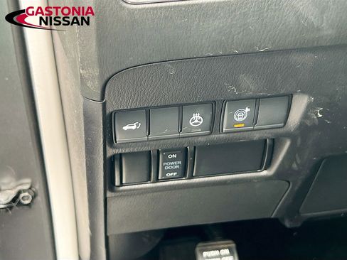 Used 2024 Nissan Armada Platinum w/ Captain's Chairs Package image 13