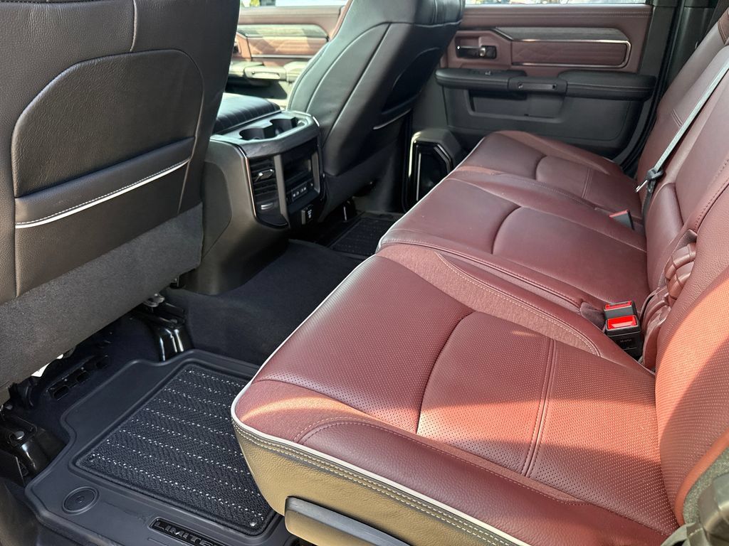 New 2027 RAM 2500 Limited AWD/4WD image 18
