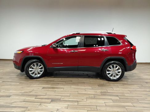 Certified 2016 Jeep Cherokee Limited w/ Luxury Group AWD/4WD image 27
