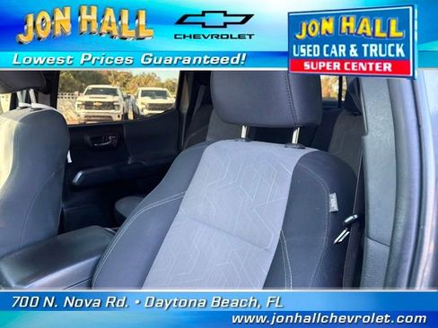 Used 2022 Toyota Tacoma POWER PACKAGE, V6, KEYLESS ENT image 18