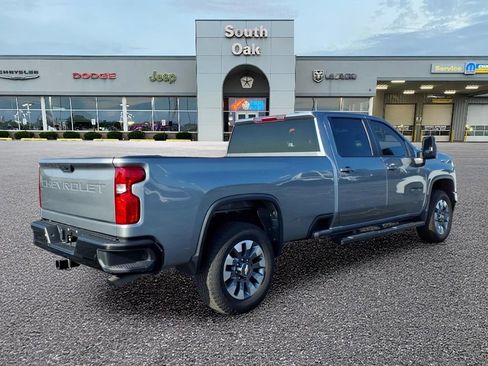 Used 2025 Chevrolet Silverado 2500 Custom w/ Custom Value Package AWD/4WD image 3